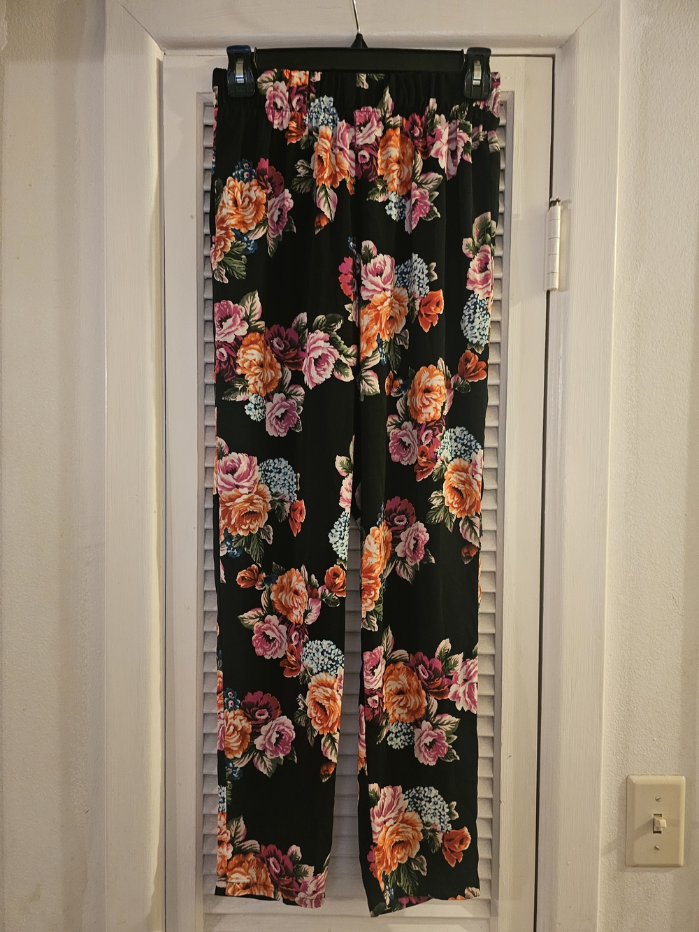 3/$13 Ambiance Black Floral Elastic-Waist Pants